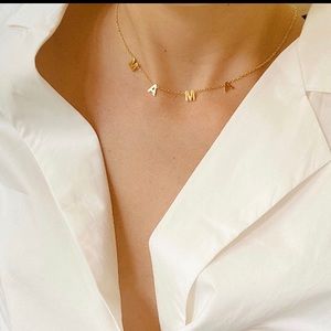“Mama” necklace